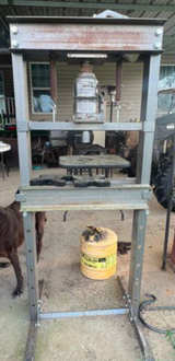 Hydraulic Shop Press - Image 3