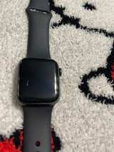 Apple Watch series SE first gen 40 mm - Image 1