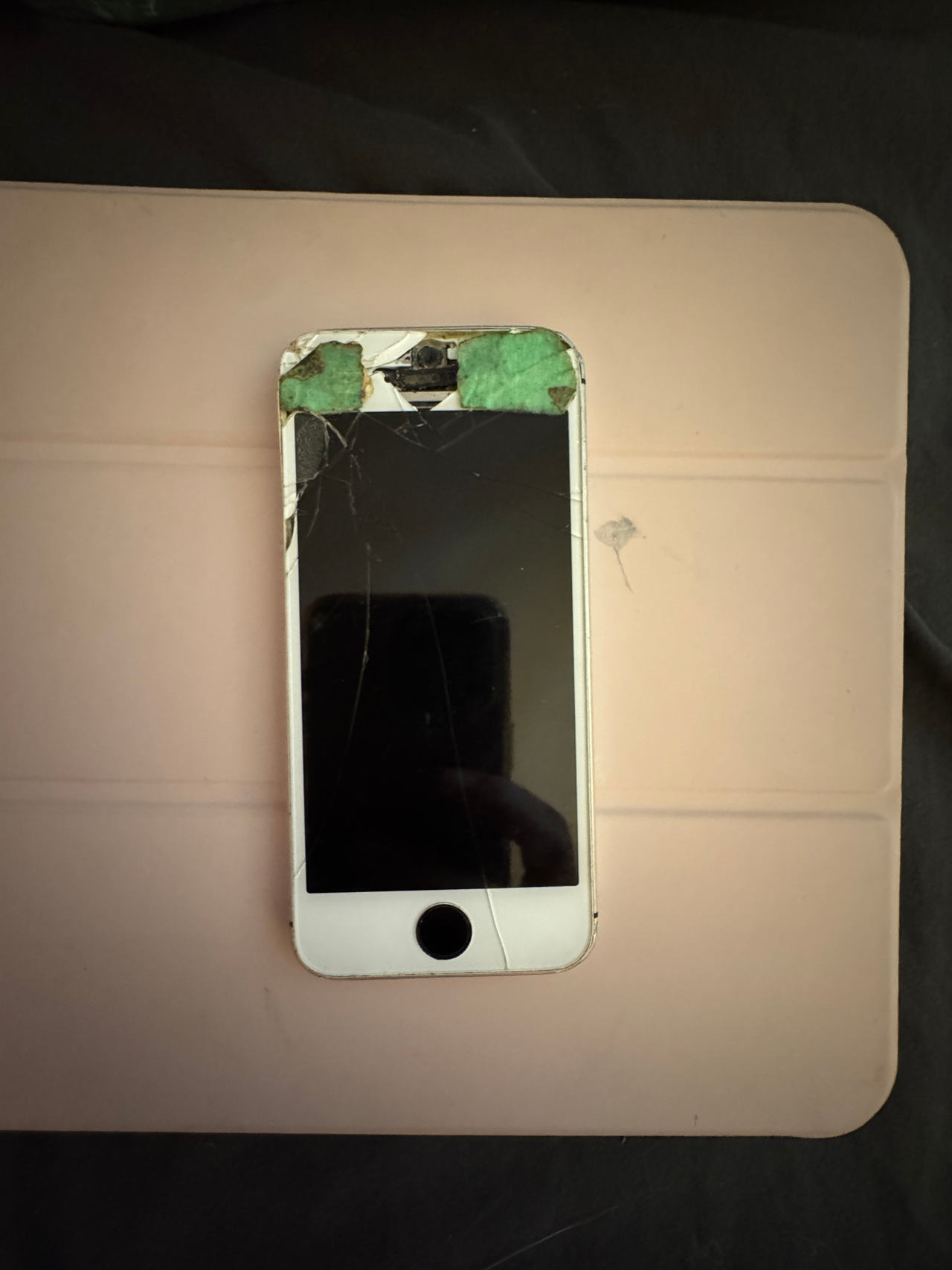 Apple iPhone SE