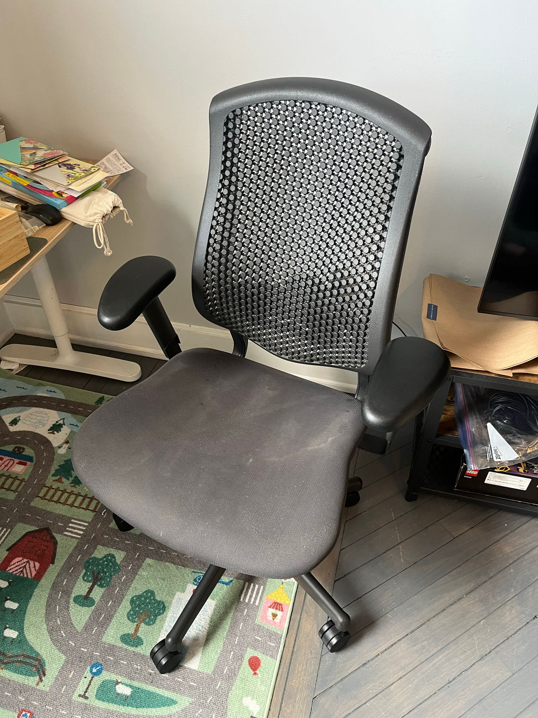 Herman Miller Mirra Chair