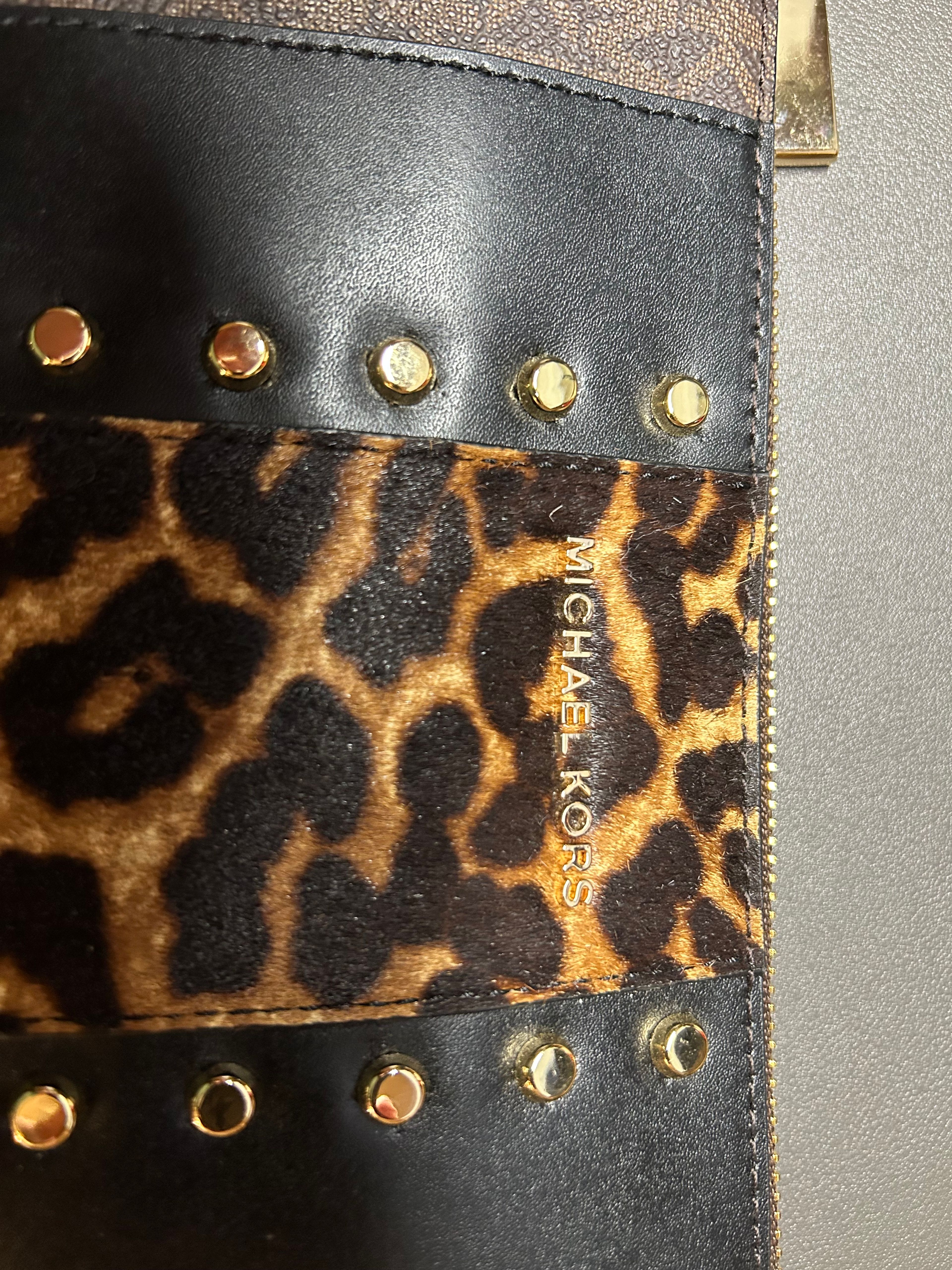 MICHAEL KORS | Calf Hair Clutch Wristlet Purse Animal Print Gold Hardware - Image 5