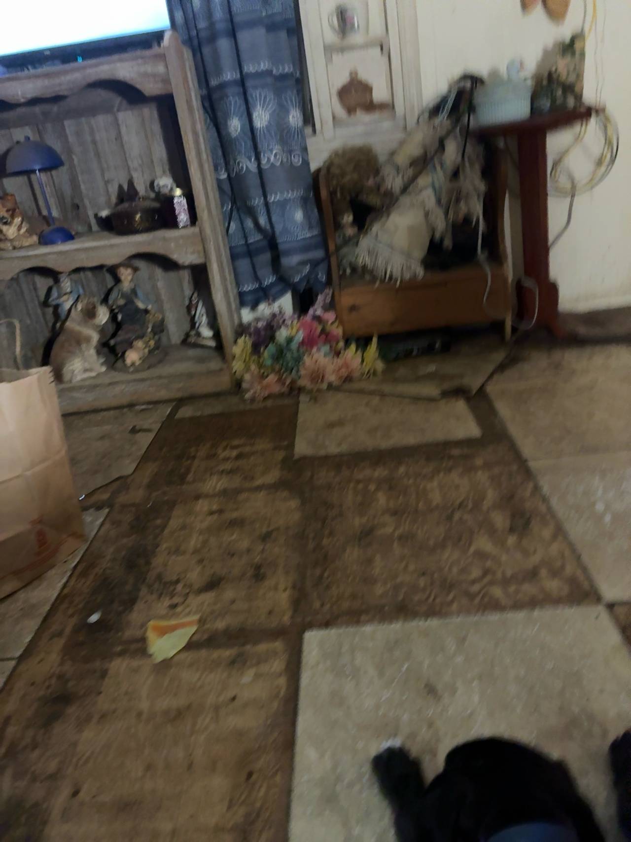 Vintage 1950s Newspaper Flooring