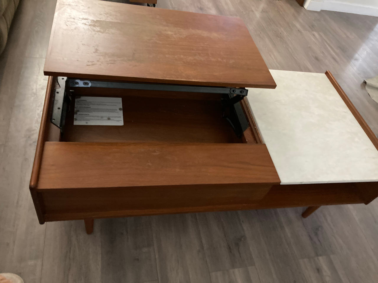 Mid-Century Modern Lift-Top Coffee Table