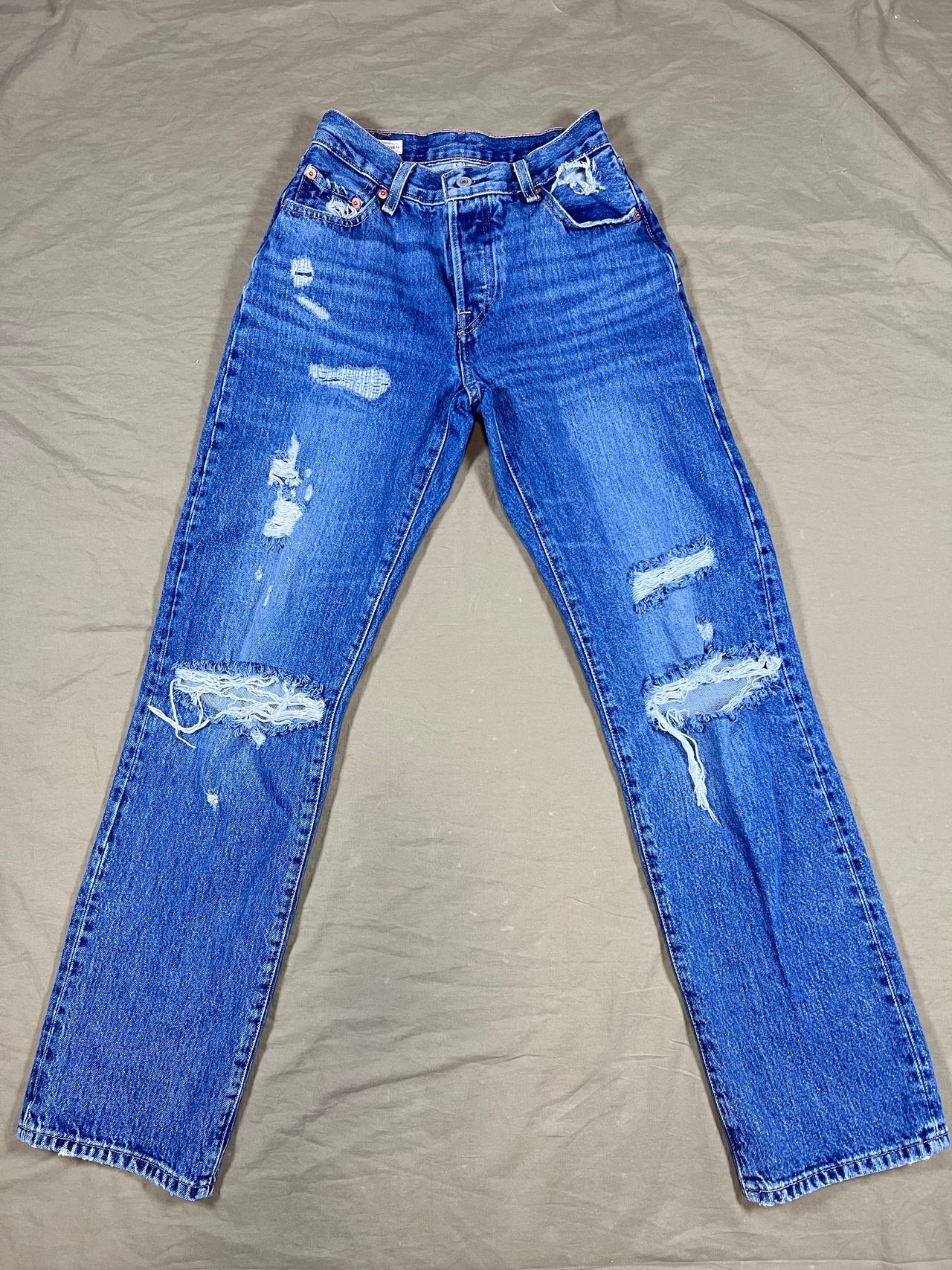 Levi’s Premium 501 ’90s Women’s Jeans W23 L32 Distressed Sketch Artist