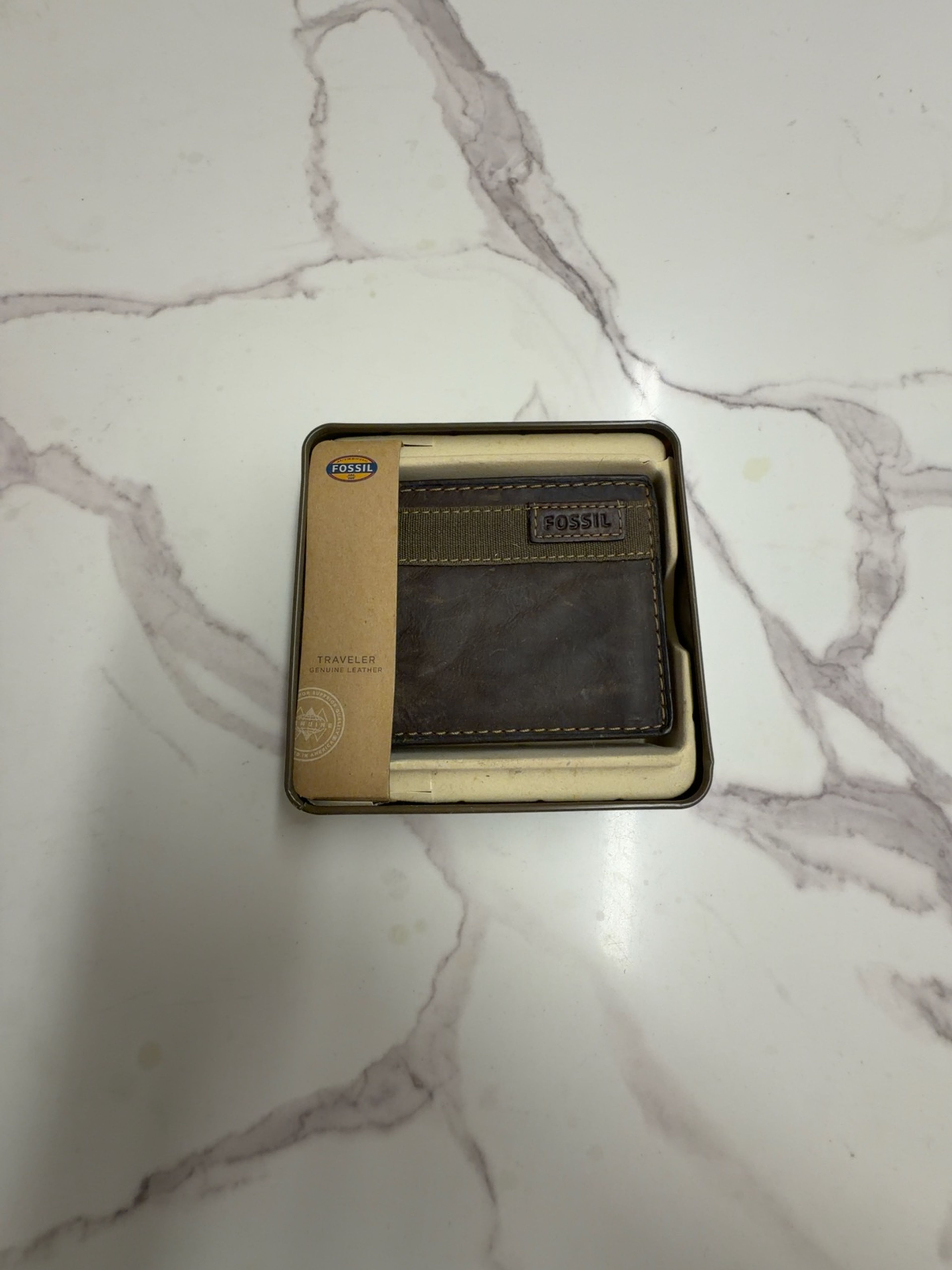 Fossil Derrick Brown 2-in-1 Wallet