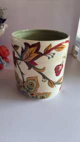 Hand-Painted Floral Ceramic Planter/Crock - Image 4