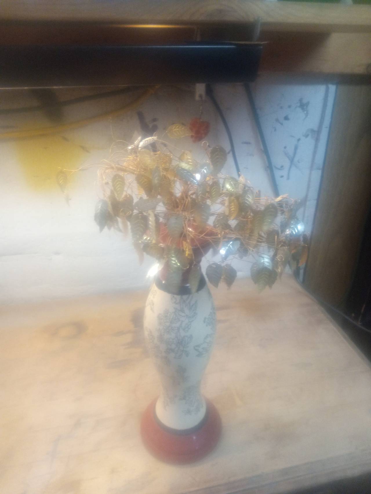 Vintage Wire Leaf Tree in Ceramic Vase