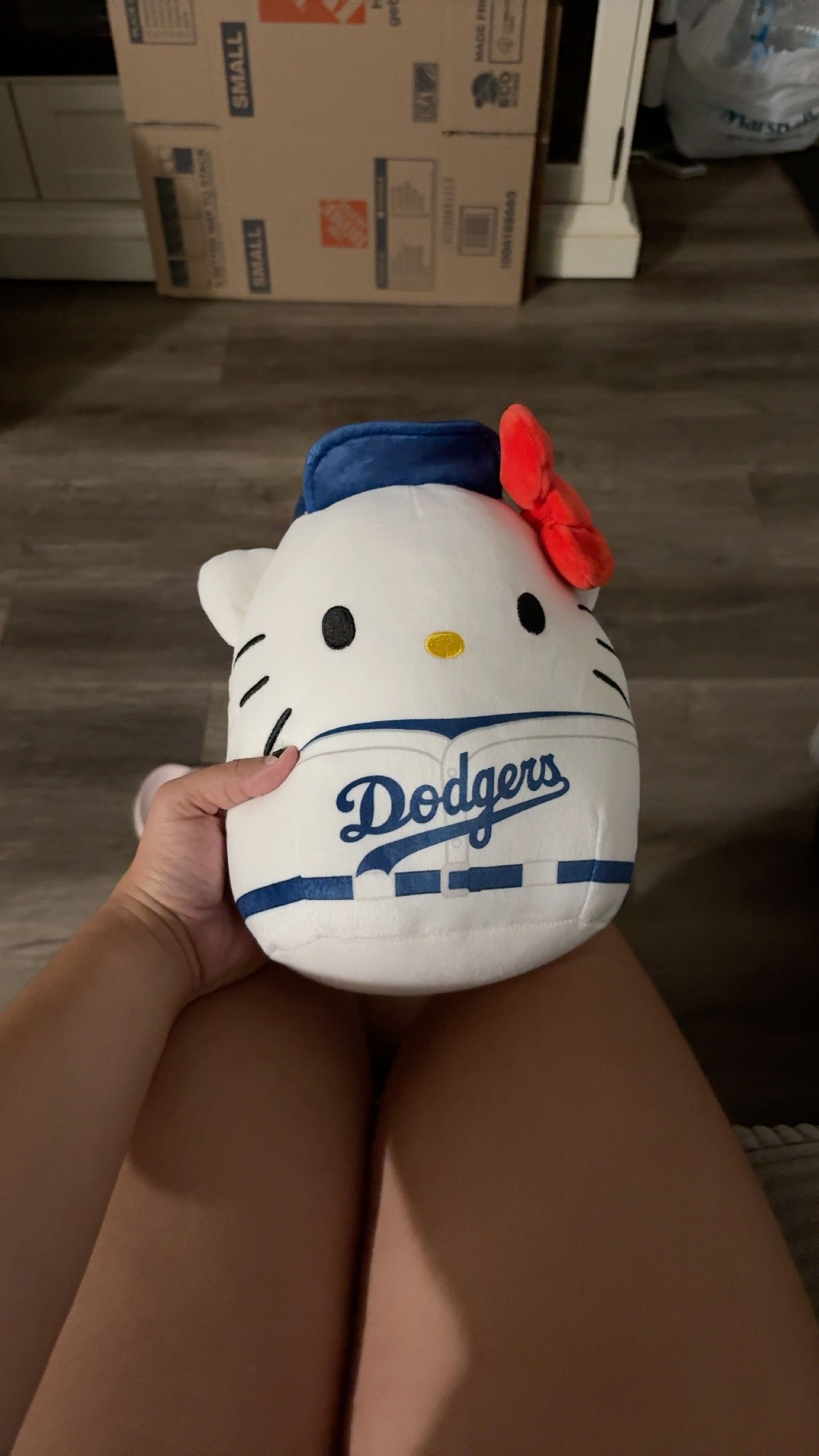 Squishmallow Hello Kitty Los Angeles Dodgers Plush