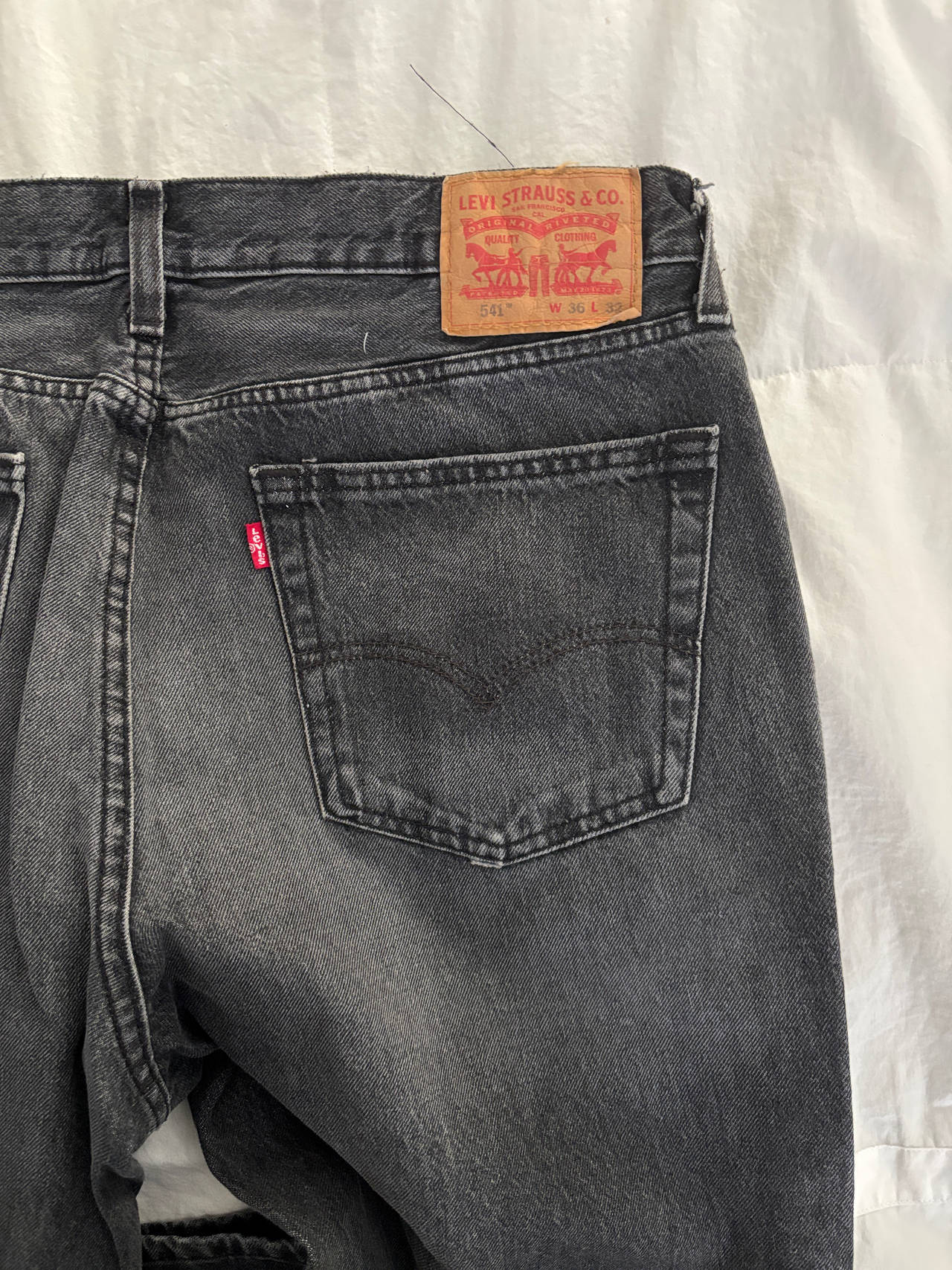 Levi's 541 Athletic Taper Jeans