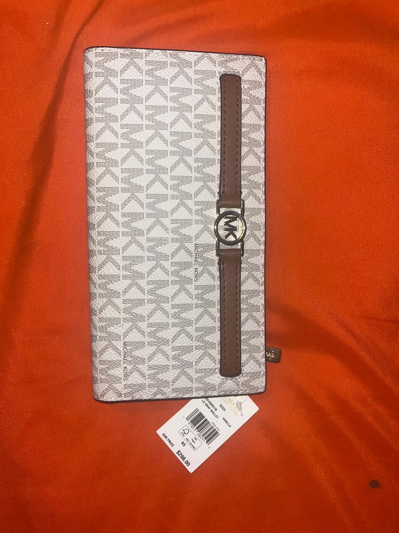 Michael Kors Reed Large Slim Wallet in Vanilla