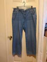 Seven7 Women's Size 18W Light Wash Relaxed Straight Jeans - Image 7