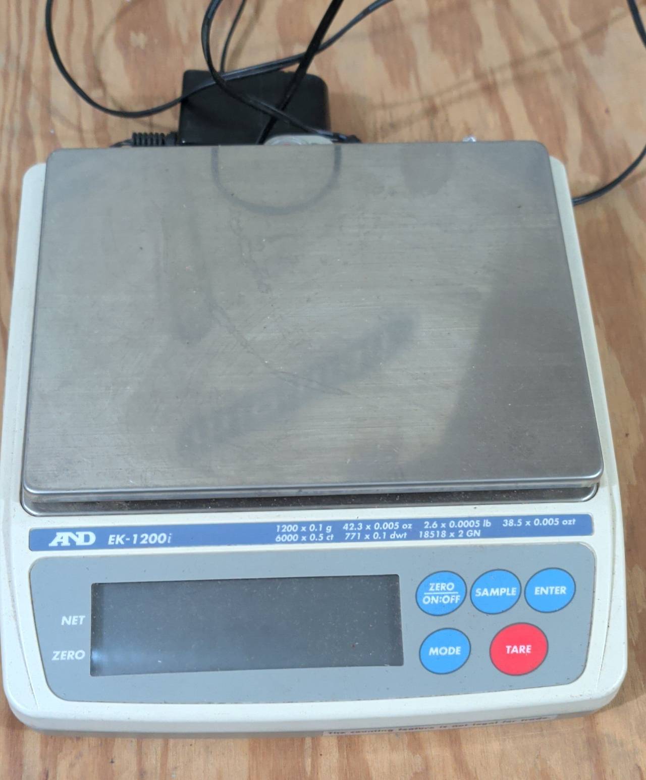 A&D EK-1200i Precision Bench Scale