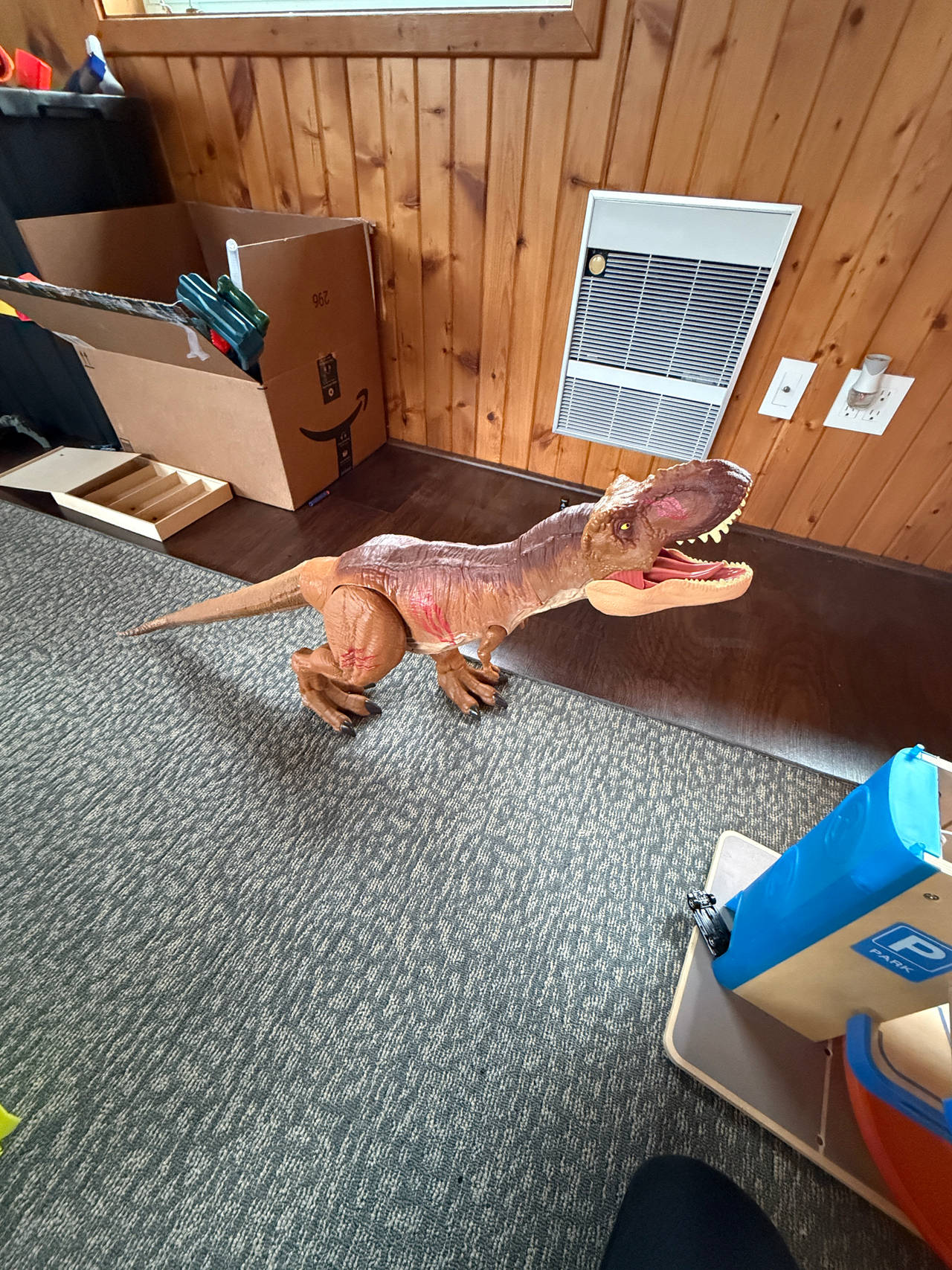 Mattel Jurassic World Super Colossal Tyrannosaurus Rex