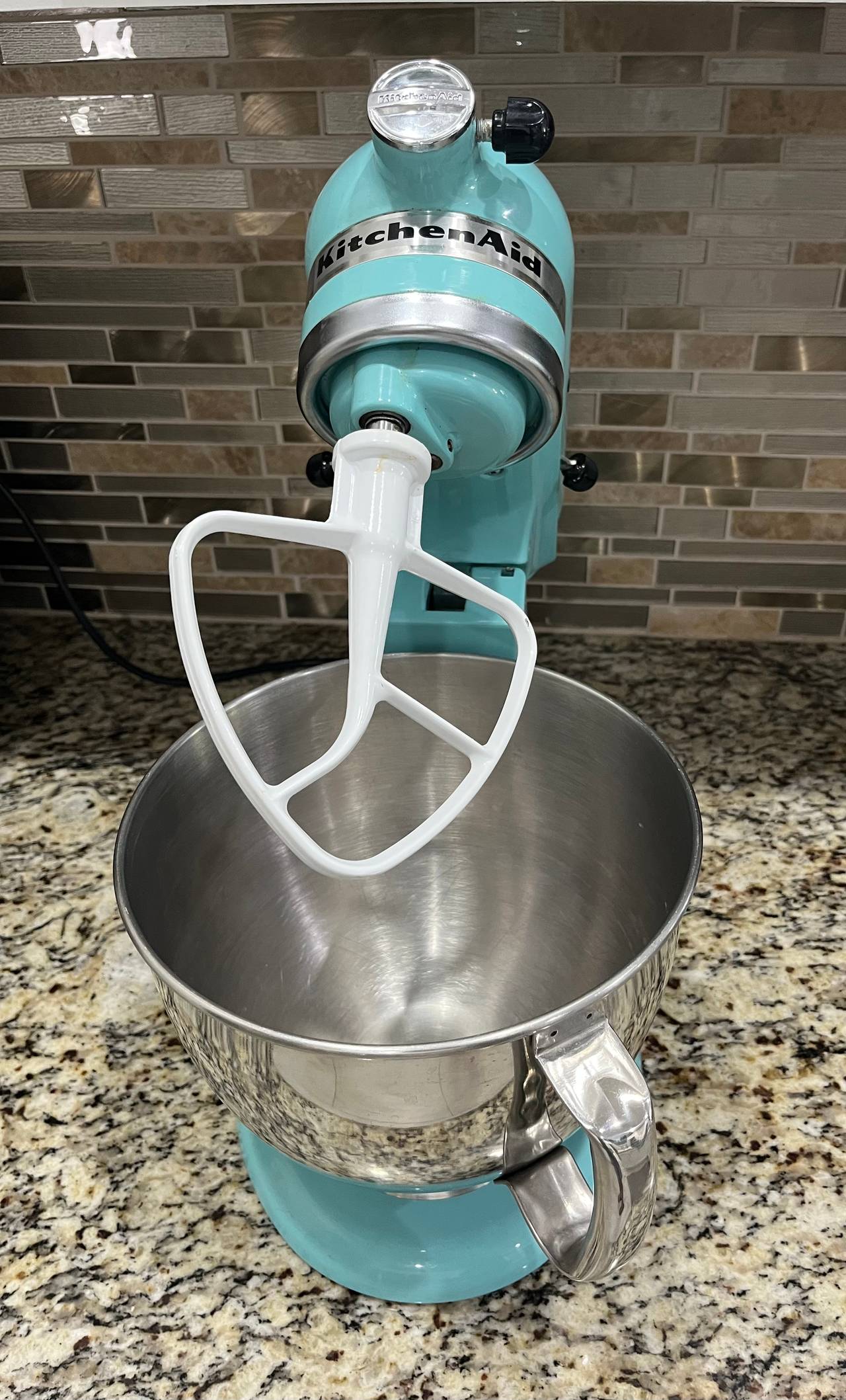 KitchenAid Stand Mixer Artisan Series 5 Quart Tilt-Head Stand