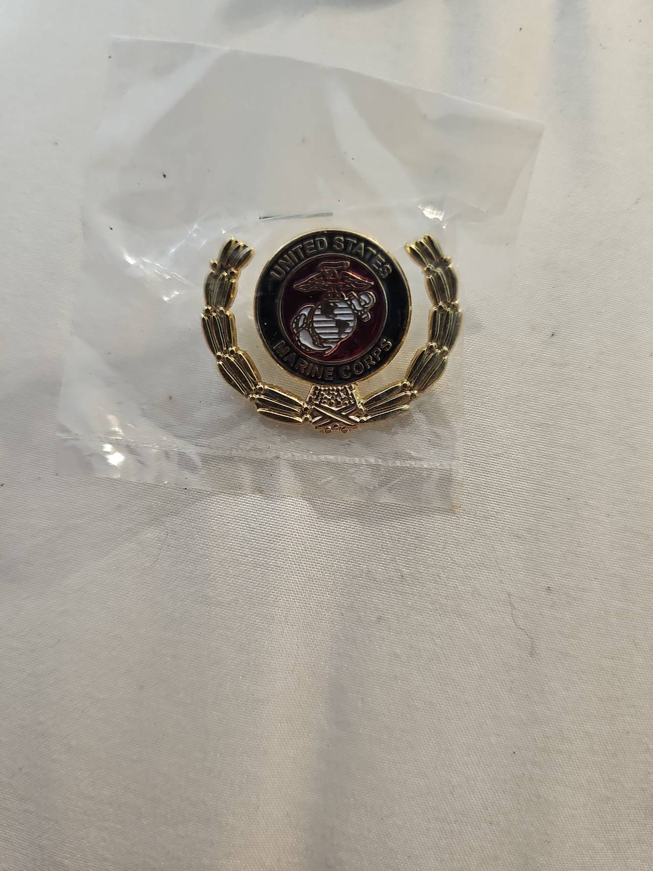 United States Marine Corps Wreath Lapel Pin