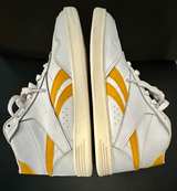 Reebok BB 4000 II Mid White Yellow size 7.5 - Image 5