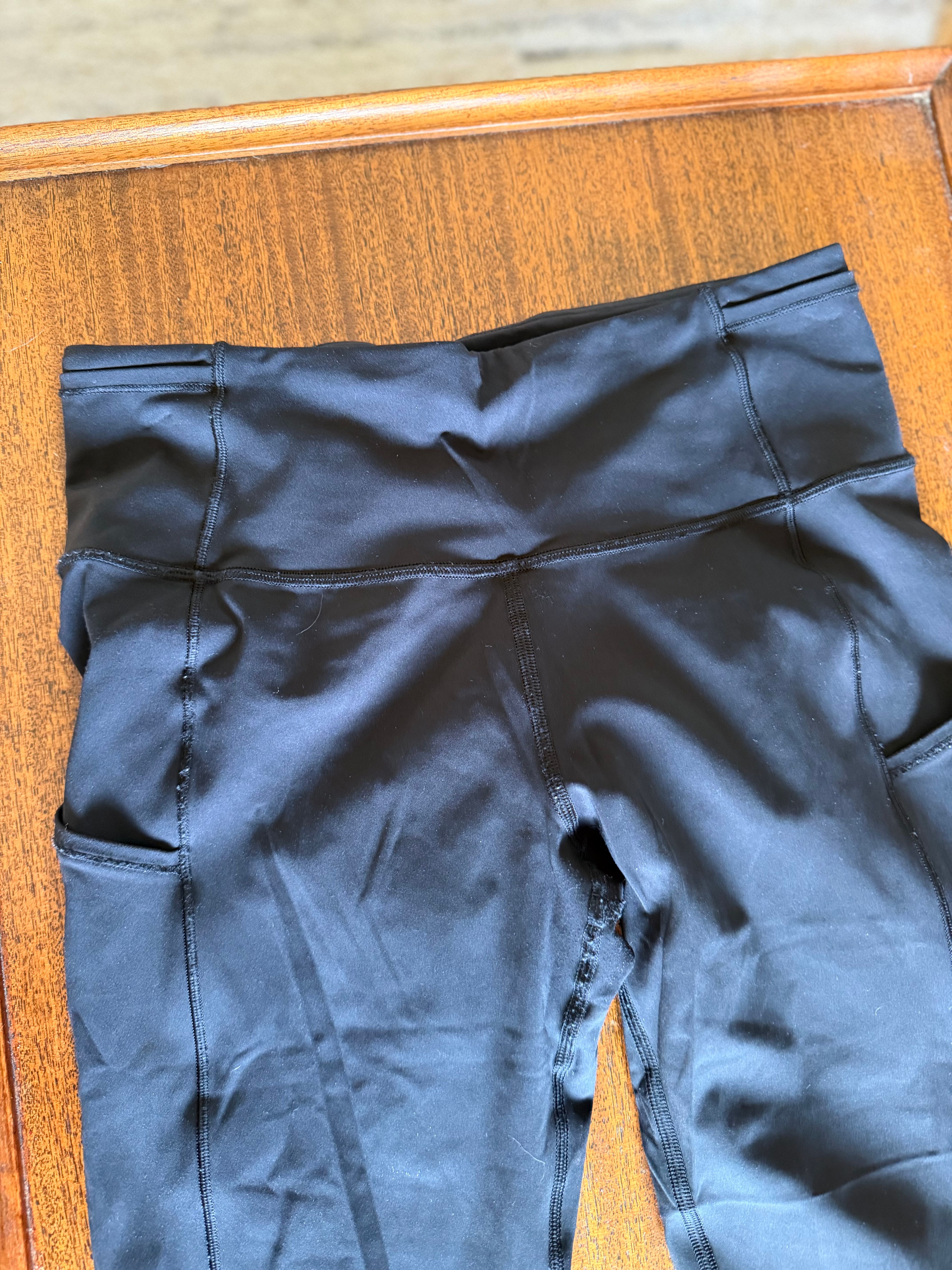 Lululemon Fast and Free High-Rise Crop 23" - Image 3
