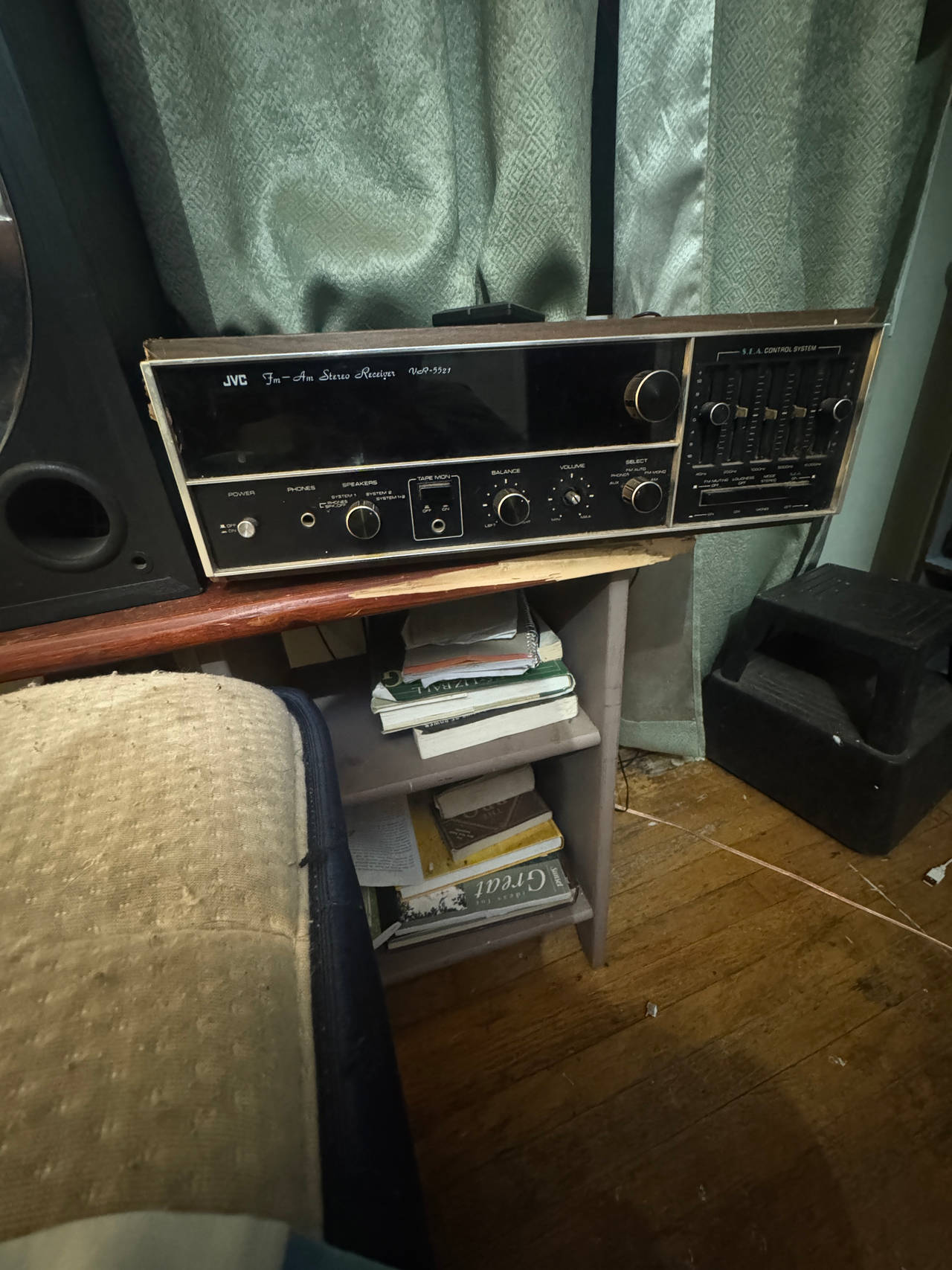 JVC Top-Arc Stereo Receiver