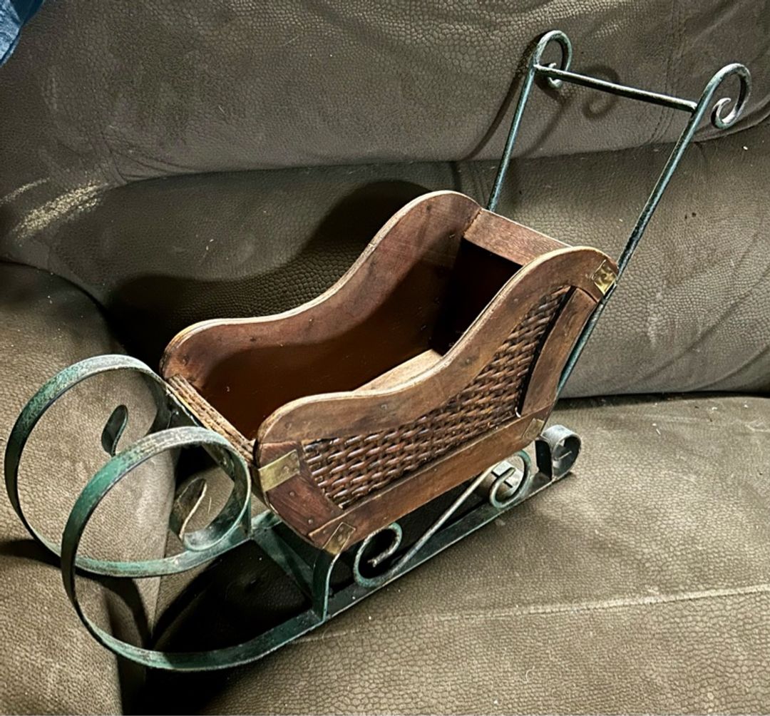 Decorative Wooden Sleigh