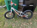 Specialized Riprock Coaster 16-inch Kids Bike - Image 4