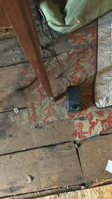 Singer Model 66 Sewing Machine with Table - Image 2