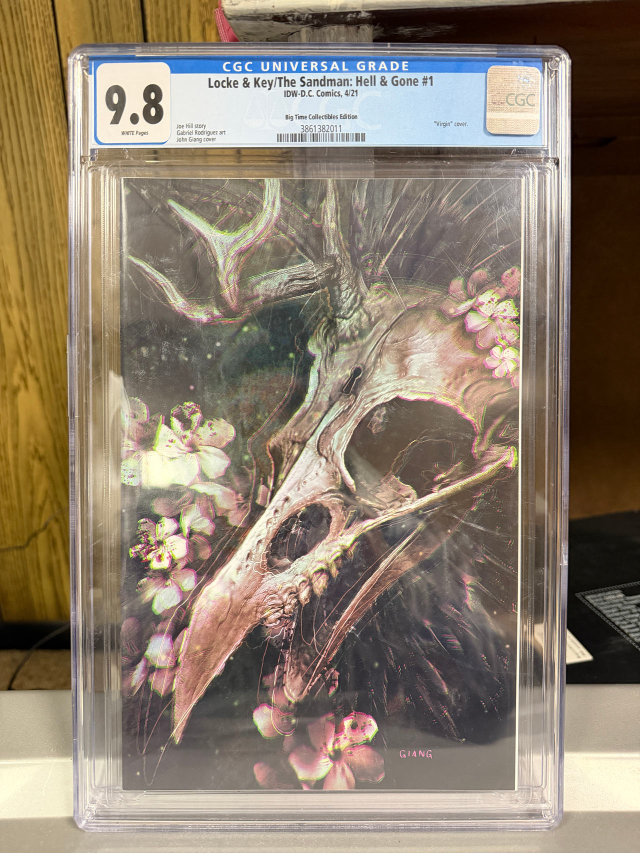 Locke & Key/The Sandman: Hell & Gone #1 Big Time Collectibles Edition Virgin Cover CGC 9.8