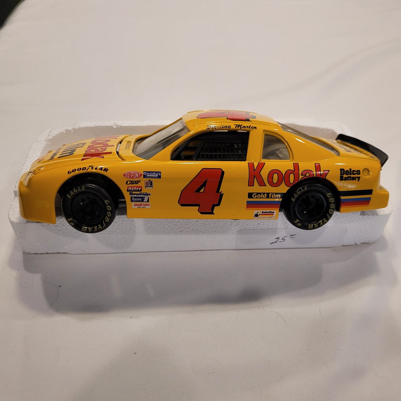 Action 1:24 Sterling Marlin #4 Kodak Chevrolet Monte Carlo
