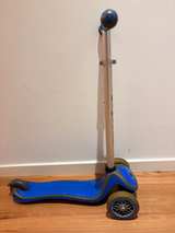 Globber Primo 3-Wheel Scooter - Image 2