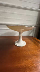 Lenox Gold Rimmed Cake Stand 9-inch - Image 4