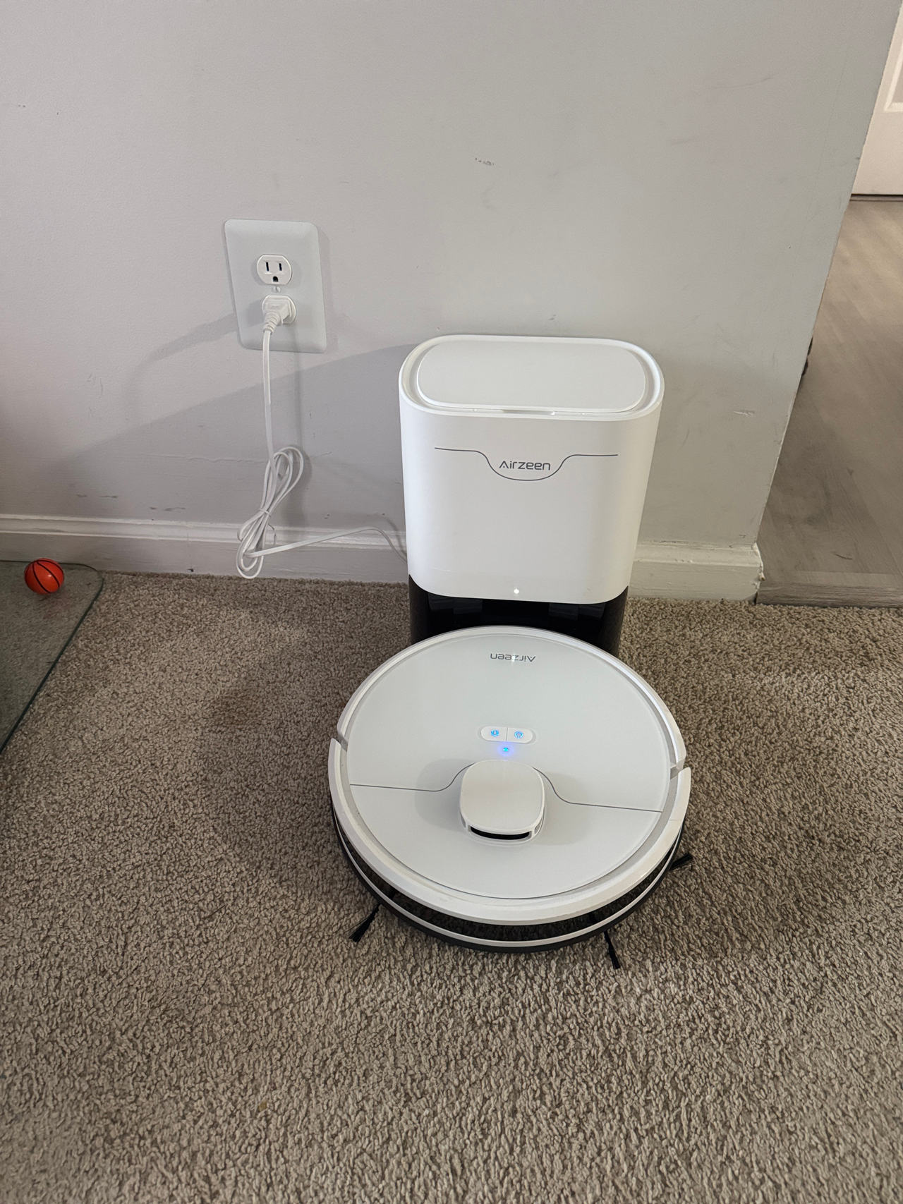 Airzzen Robot Vacuum with Auto-Empty Station