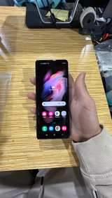 Samsung Galaxy Z Fold3 5G 256GB Unlocked - Image 7