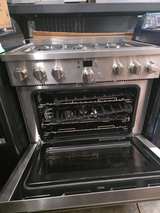 Café 36" Smart All-Gas Commercial-Style Range - Image 3