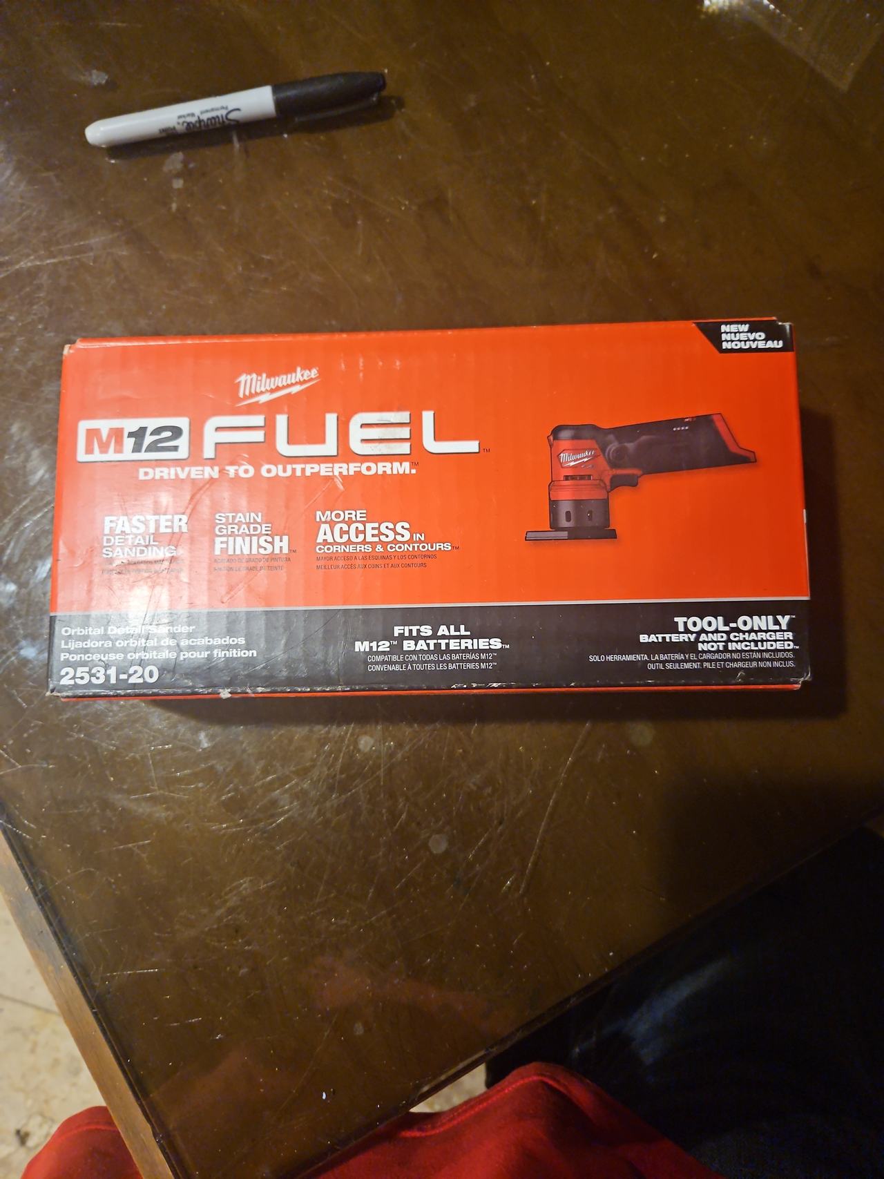 Milwaukee M12 FUEL Orbital Detail Sander