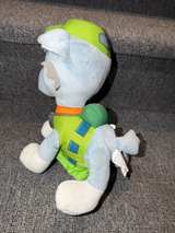 Paw Patrol Rocky Talking Plush Spin Master - Image 5