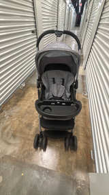 Delta Children Jeep Unlimited Reversible Handle Stroller Grey Tweed - Image 2