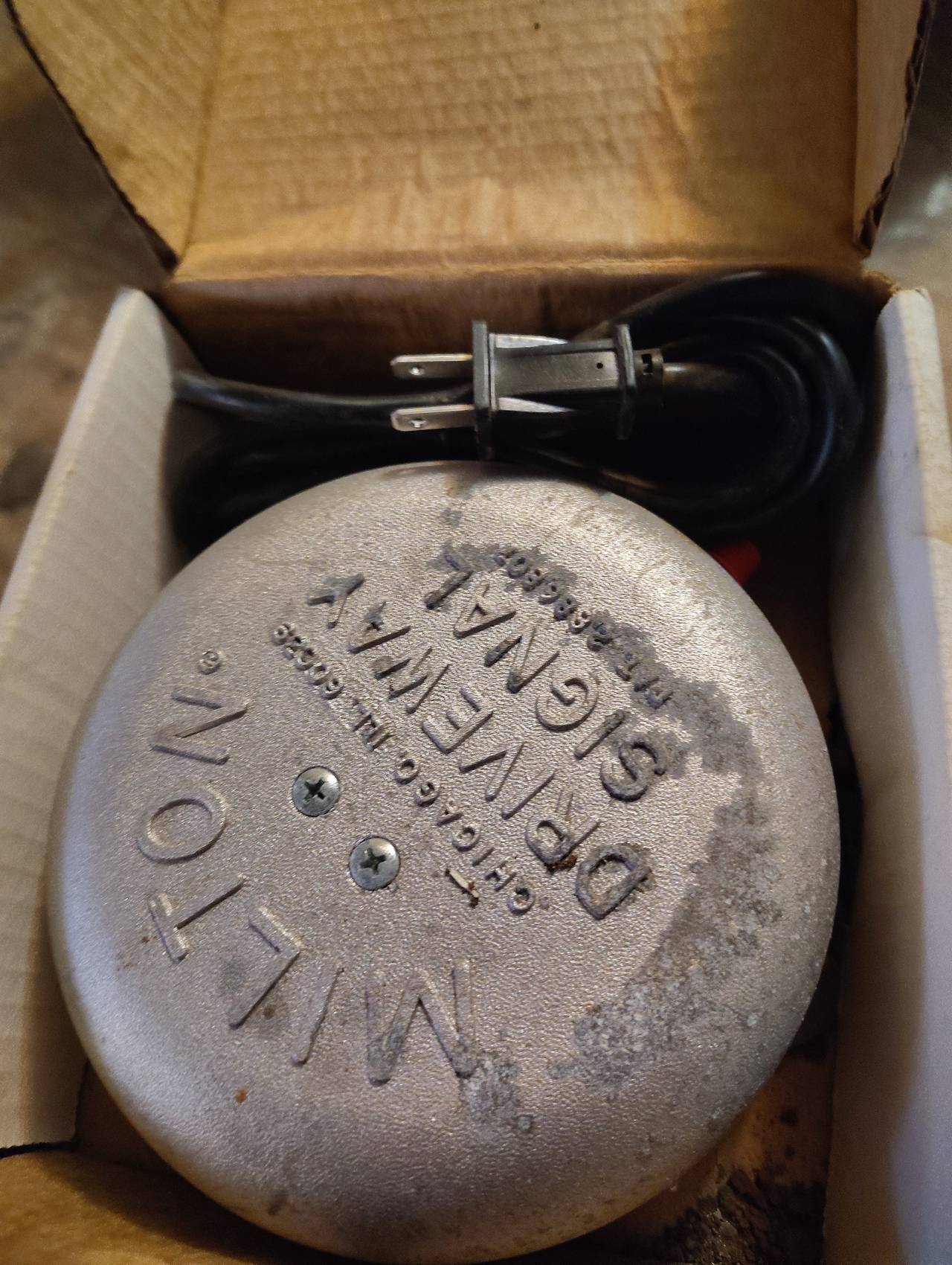 Milton 805 Driveway Signal Bell