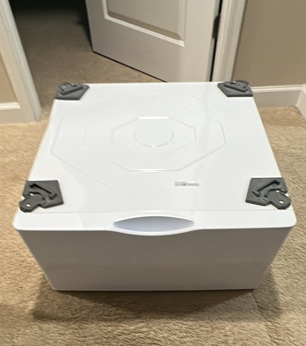 Samsung 27" Laundry Pedestal with Storage Drawer