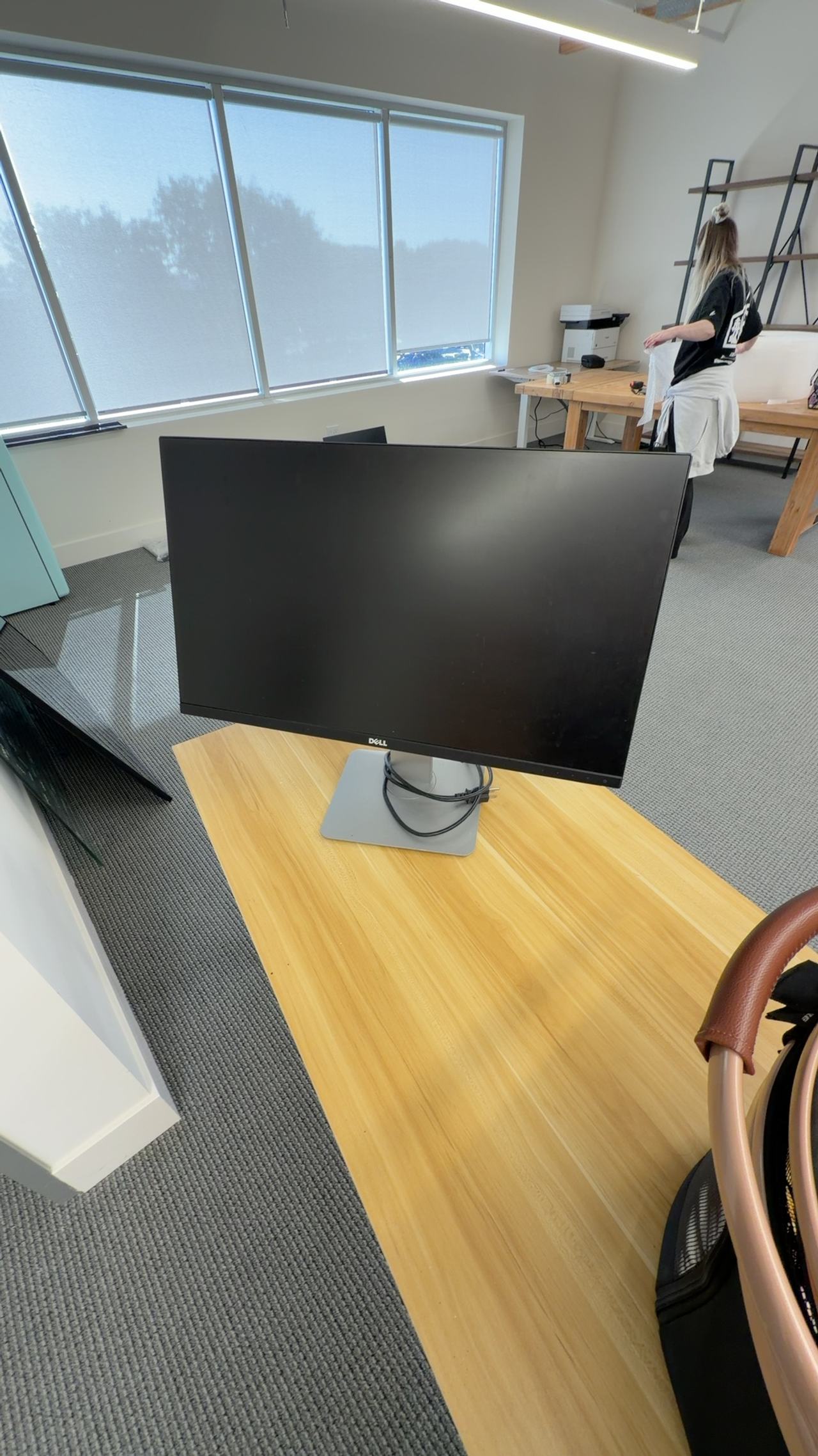 Dell UltraSharp U2715H 27-Inch Screen LED-Lit Monitor