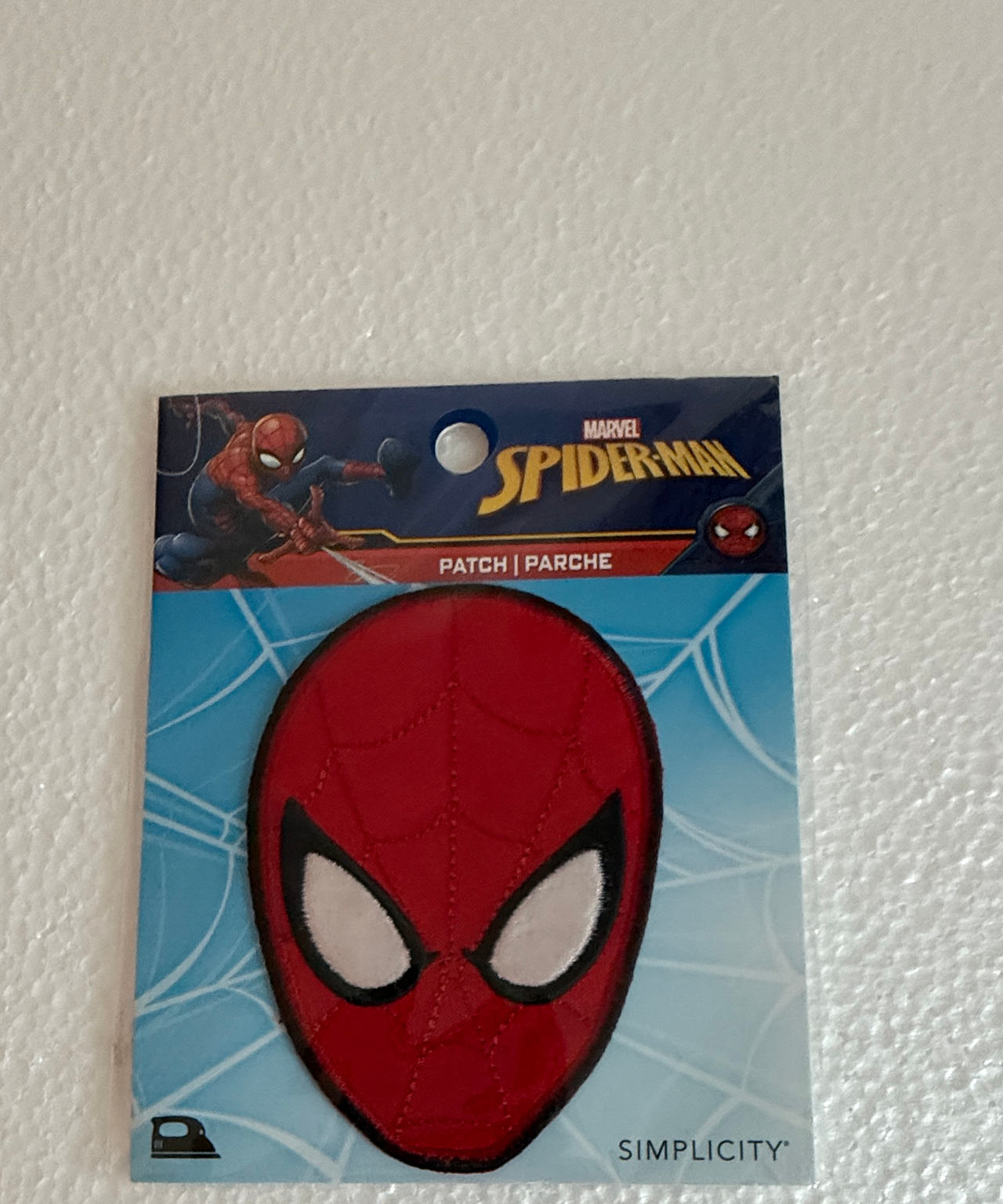 Simplicity Marvel Spider-Man Mask Iron-On Patch NEW