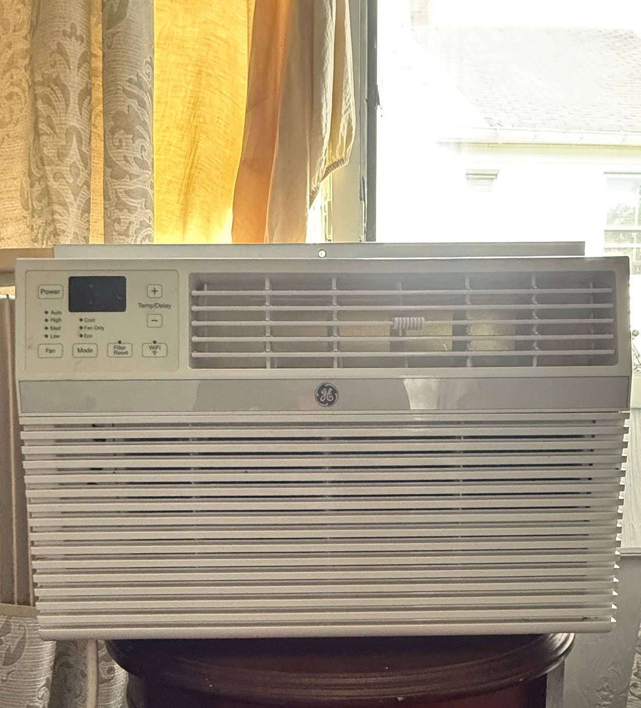 GE 8,000 BTU Smart Window Air Conditioner
