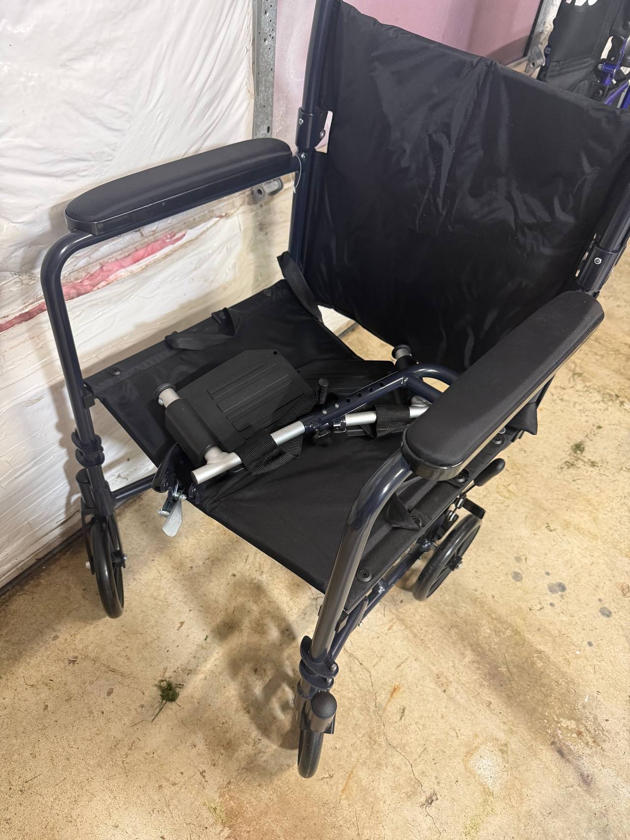 VMS 19" Transport Wheel Chair - 300lb Capacity