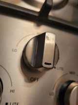 GE Café 36" Built-In Gas Cooktop - Image 7