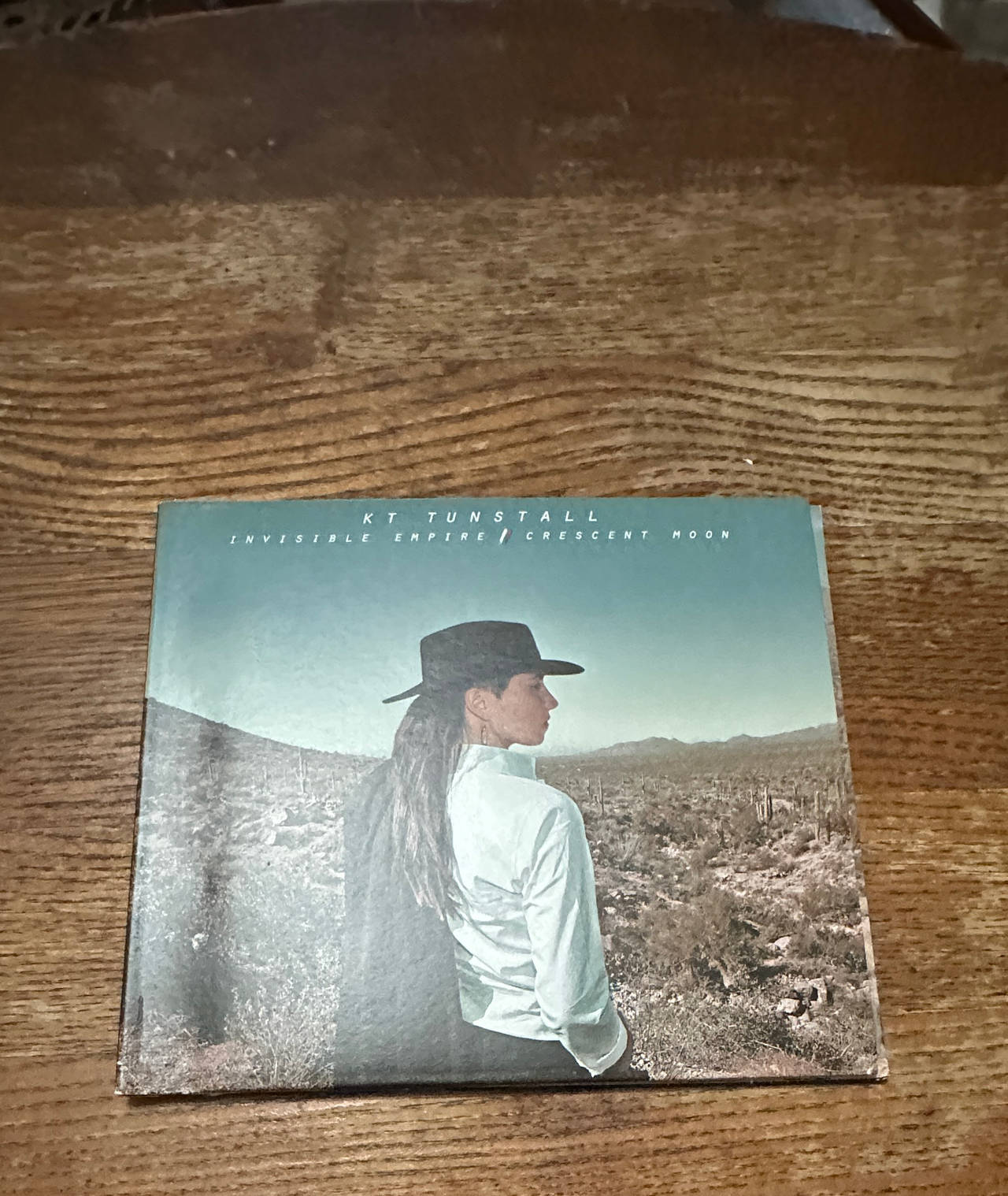 KT Tunstall - Invisible Empire // Crescent Moon CD