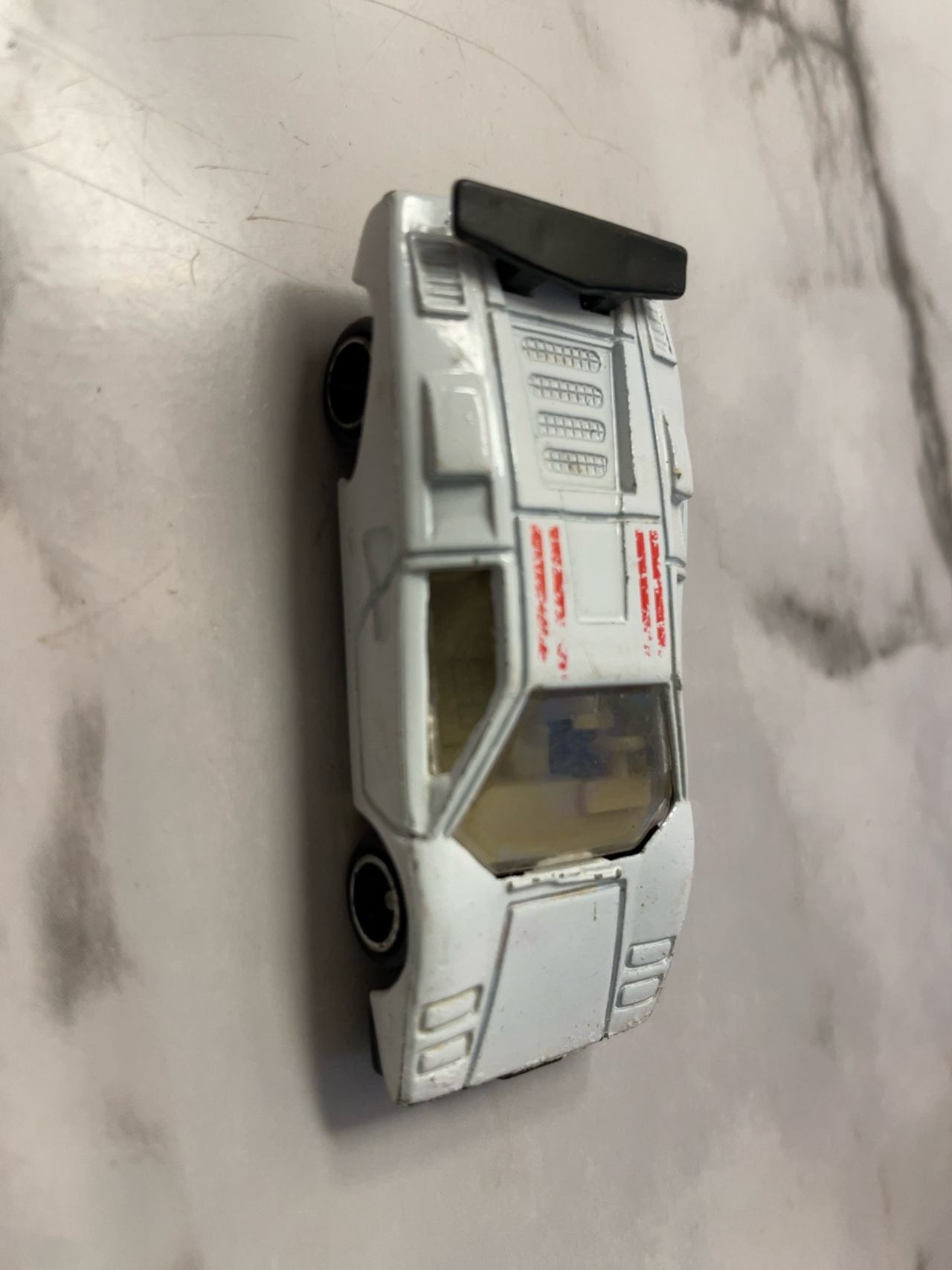 Mattel Hot Wheels Lamborghini Countach White