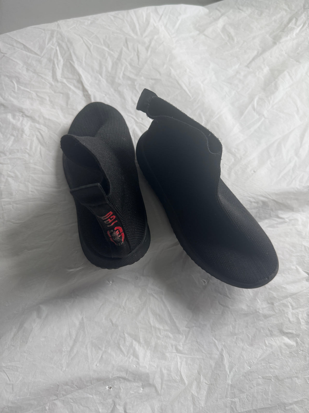 Ecko UNLTD Kids Speed Trainer Triple Black Red Logo Sock Shoe Boots