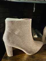 Allegra K (NIB) Rose Gold Glitter Block Heel Ankle Boots - Image 4