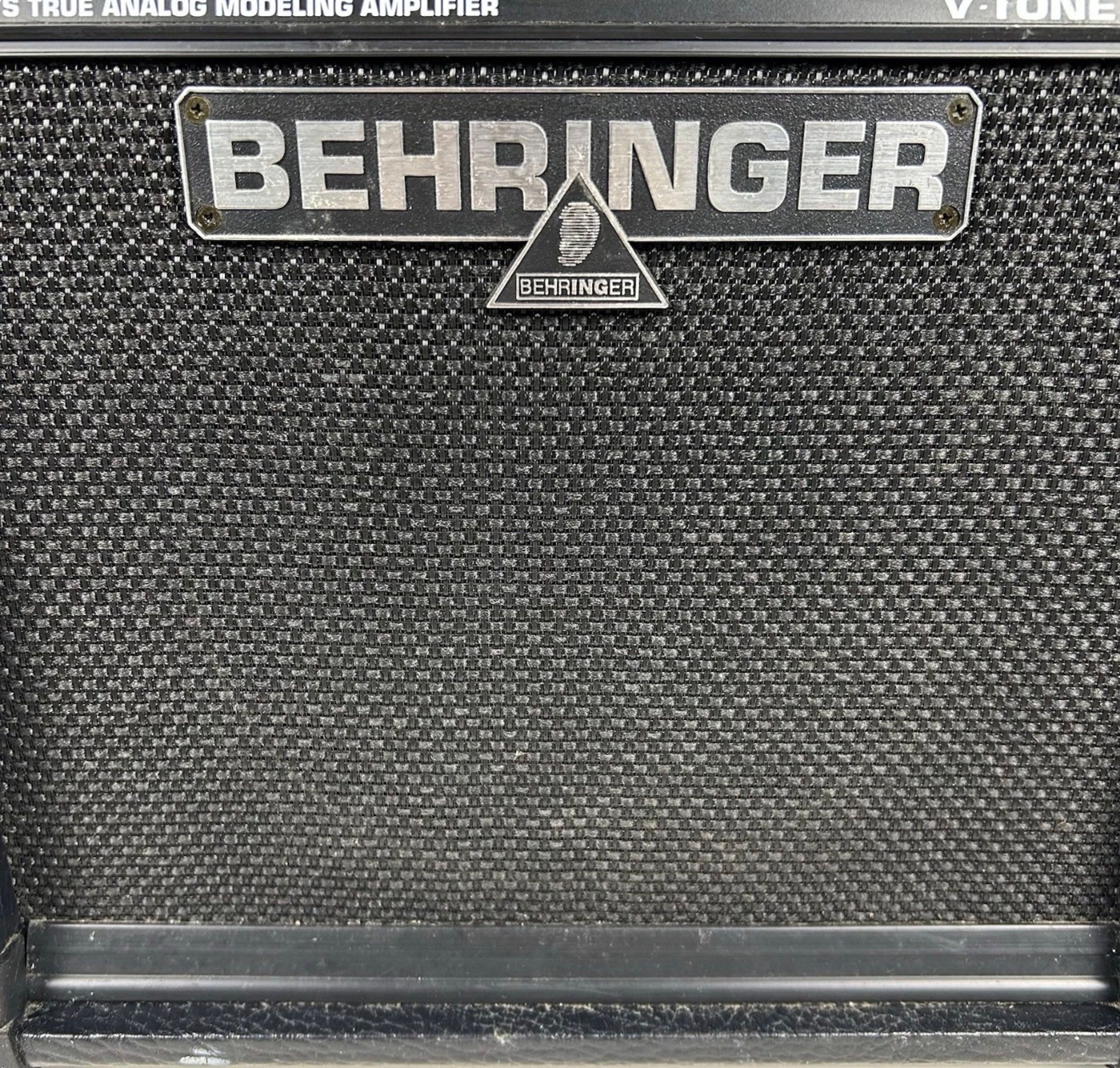 Behringer V-Tone GM108 15-Watt Modeling Guitar Amplifier - Image 6