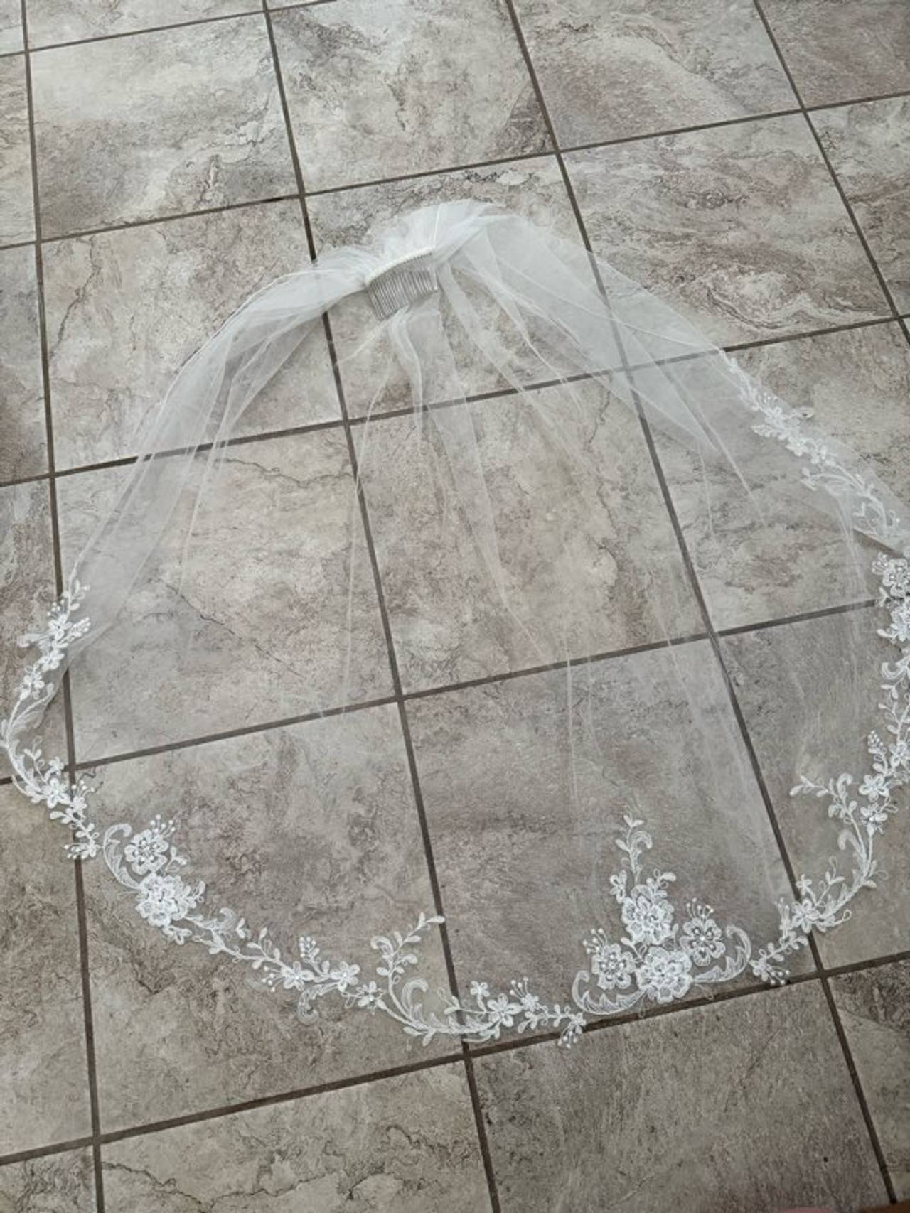 Floral Lace Applique Wedding Veil with Comb