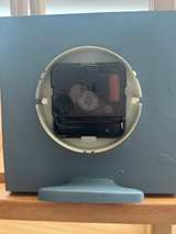Vintage Toy-Themed Quartz Table Clock - Image 3