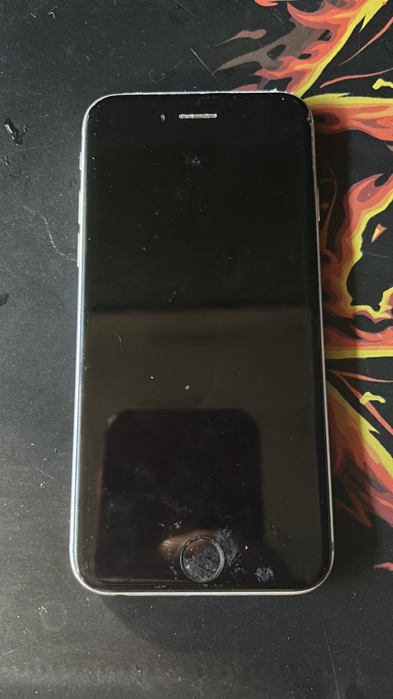 Apple iPhone SE